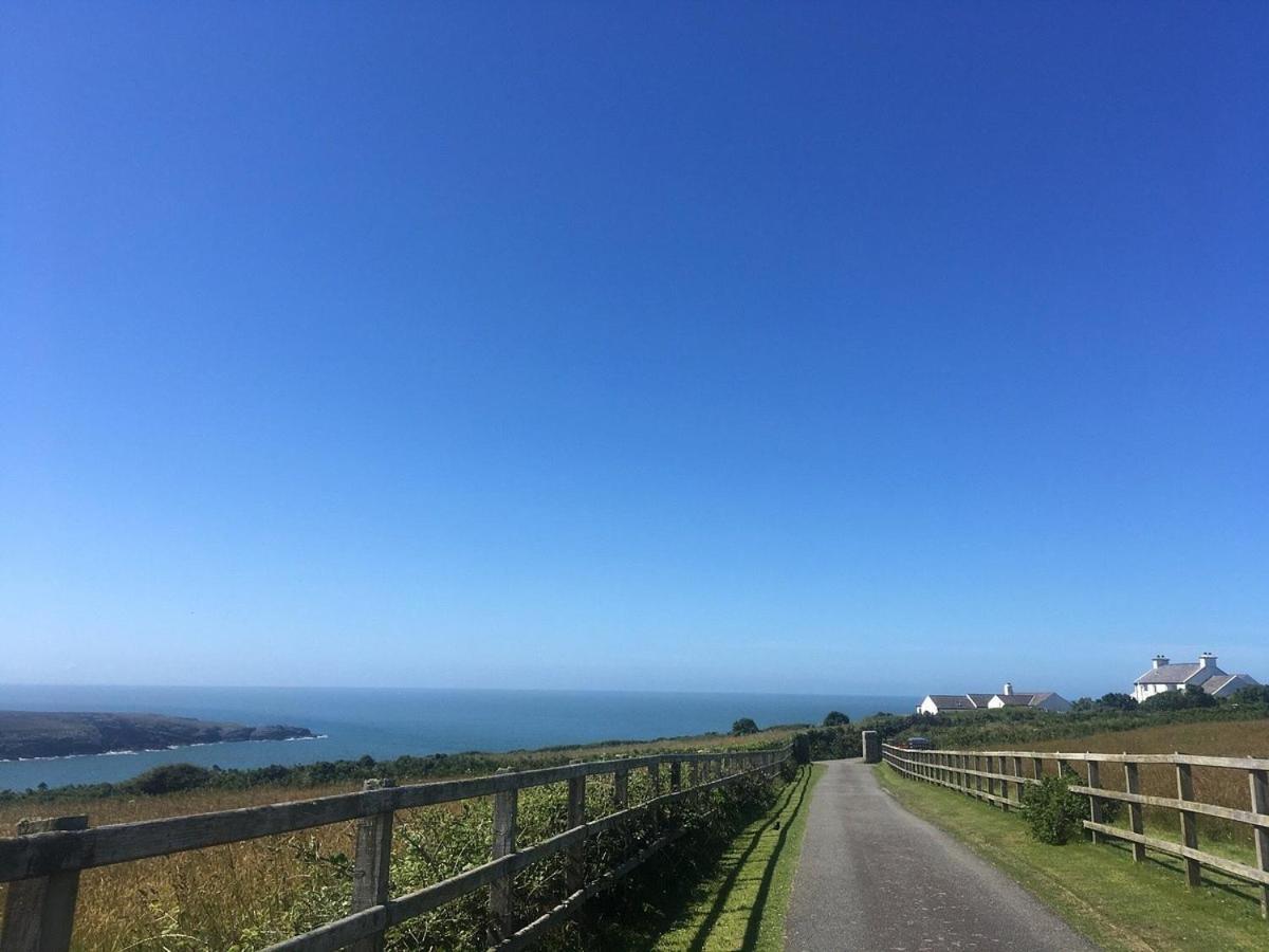 Sea And Mountain View Luxury Glamping Pods Heated Hotel Holyhead Exterior photo